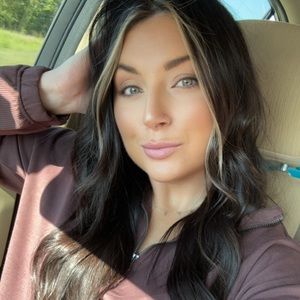 Meet your Posher, Bailey